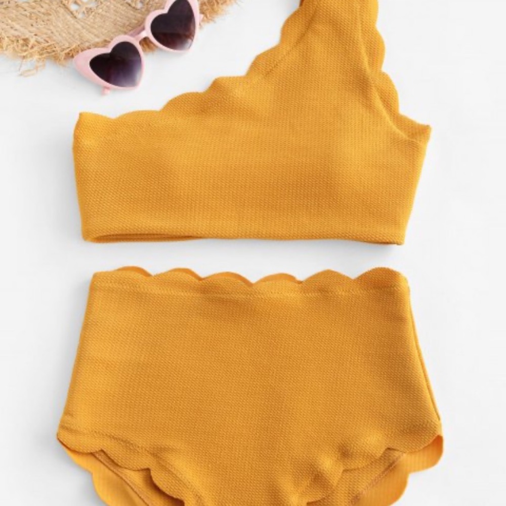 High waisted bikini bottoms and top